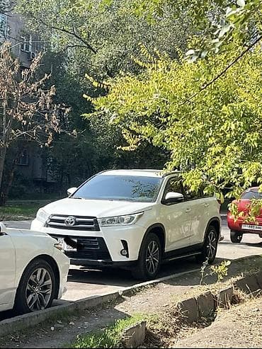 highlander 2: Toyota Highlander: 2019 г., 3.5 л, Автомат, Бензин, Внедорожник — 2