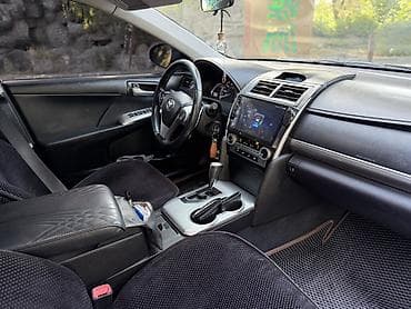 Продажа авто: Toyota Camry: 2014 г., 2.5 л, Автомат — 3