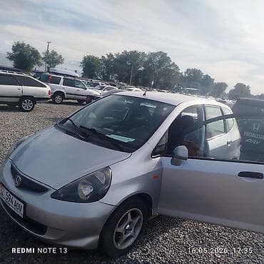 салон на фит: Honda Jazz: 2002 г., 1.4 л, Автомат, Бензин, Хэтчбэк — 2