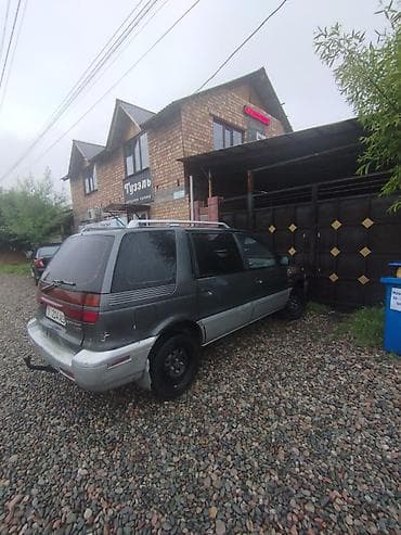 Продажа авто: Mitsubishi Chariot: 1997 г., 2 л, Механика, Бензин, Универсал — 2