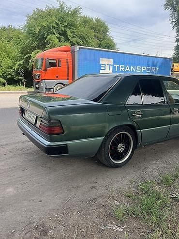 e 303: Mercedes-Benz W124: 1992 г., 2.3 л, Седан — 2