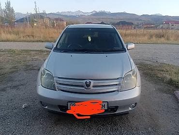 бюджетные авто: Toyota Ist: 2003 г., 1.5 л, Автомат, Бензин, Хэтчбэк — 1