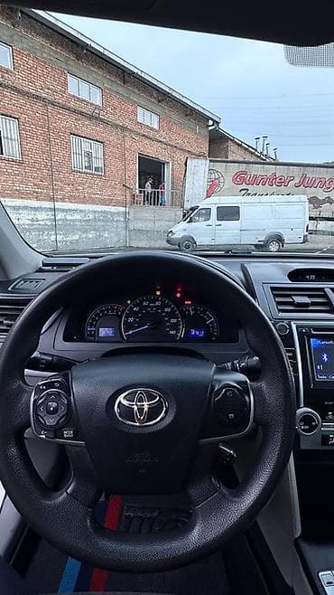 бублик машина: Toyota Camry: 2012 г., 2.5 л, Автомат, Бензин, Седан — 9