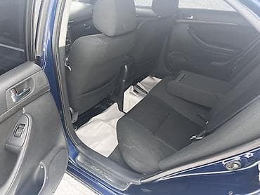 чайка автомобиль: Toyota Avensis: 2003 г., 2 л, Автомат, Бензин — 10