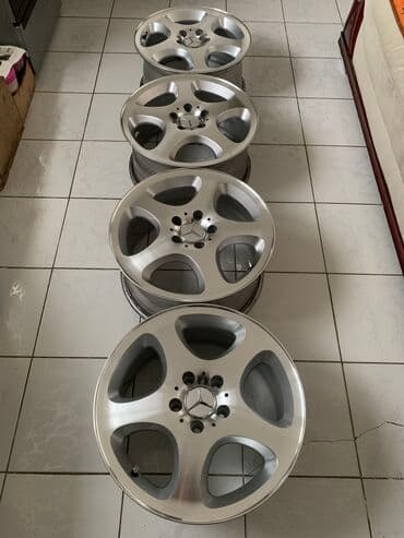 зимние шины на ниву 21214: Колеса в сборе 235 / 45 / R 17, Лето, Б/у, Комплект, Легковые, Литые, отверстий - 5 — 1