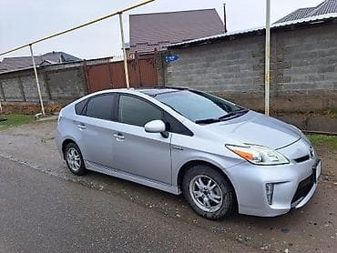 toyota prius 2014: Toyota Prius: 2012 г., 1.8 л, Вариатор, Гибрид, Хэтчбэк — 3