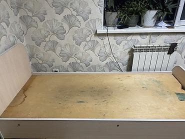 Кровати: Односпальная кровать, Каркас без матраса, длина - 190 см — 1