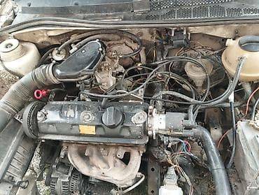 кочкор авто: Volkswagen Golf: 1993 г., 1.4 л, Кол менен иштөөчү, Хетчбек — 6