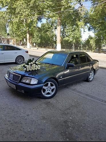 Mercedes-Benz C-Class: 1999 г., 2.4 л, Автомат, Бензин, Седан
