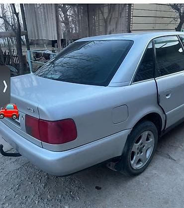 матор авто: Audi A6: 1996 г., 2.6 л, Механика, Бензин, Седан — 4