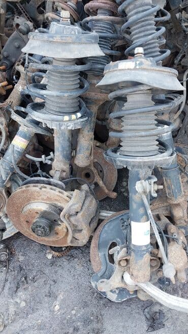 подкрылки лексус: Передняя левая Ступица Mercedes-Benz 2000 г., Германия — 1