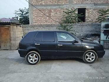 124 e500: Volkswagen Golf: 1994 г., Механика, Газ, Хэтчбэк — 8