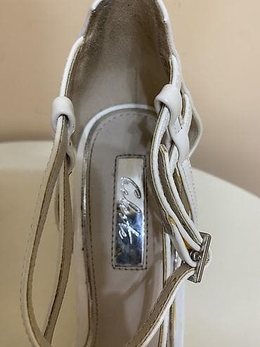 crocs 41: Мужские ботинки, 40.5, Classica, Б/у, цвет - Белый, Самовывоз — 4
