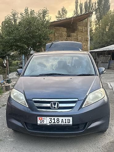 бампер на королла: Honda Edix: 2004 г., 1.7 л, Бензин, Минивэн — 2