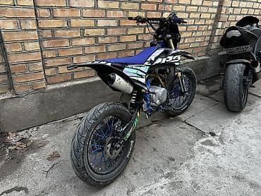 Скутерлер: Продаю качественный мотард питбайк крепкая клетчатая рама байк легче — 1