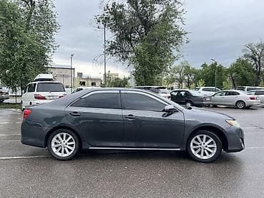 Продажа авто: Toyota Camry: 2012 г., 2.5 л, Вариатор, Гибрид, Седан — 5