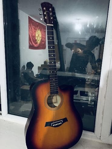 насыя: Акустическая гитара Fante (dreadnought) с вырезом. Характеристики: - — 2