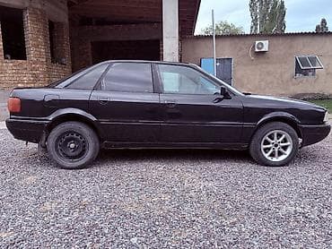 полик 5 д: Audi 80: 1992 г., 2 л, Механика, Бензин, Седан — 4