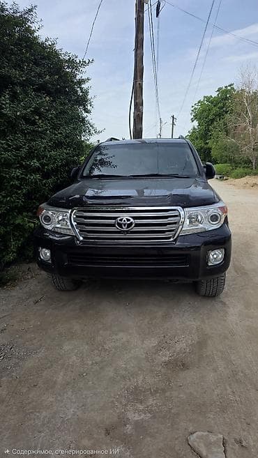 Toyota Land Cruiser: 2013 г., 4.6 л, Автомат, Бензин, Внедорожник