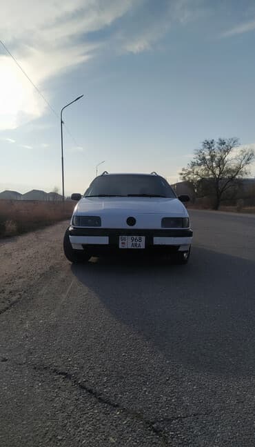 обмен авто на айфон: Volkswagen Passat: 1993 г., 1.8 л, Механика, Бензин, Универсал — 1