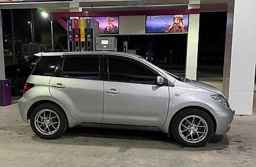 тайотв ист: Toyota Ist: 2004 г., 1.3 л, Автомат, Бензин, Хэтчбэк — 1