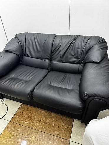 Прямые диваны: Прямой диван, Б/у — 2