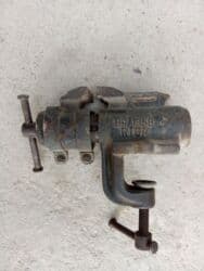 домкрат советский: 1.Тисы советские (цвет зелёный). сломанные, требует реставрации — 6