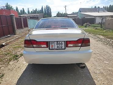 Honda Accord: 2002 г., 1.8 л, Автомат, Бензин, Седан — 4