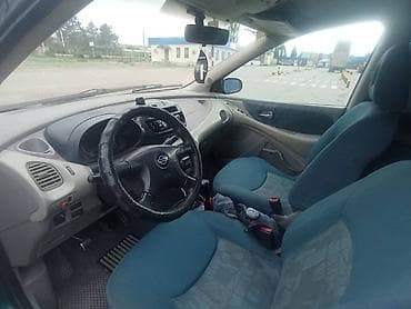 тико 2: Nissan Tino: 2001 г., 2.2 л, Кол менен иштөөчү, Дизель, Хетчбек — 2