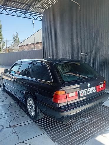 BMW 520: 1995 г., 2 л, Механика, Бензин, Универсал — 7