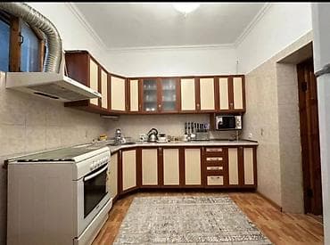 сдаю дом кирком: 150 м², 4 комнаты — 3