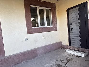Продажа домов: Жилой дом с участком - Одноэтажная часть дома с отдельным входом — 4