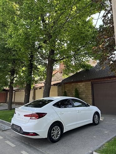 kia avela: Hyundai Avante: 2019 г., 1.6 л, Вариатор, Бензин, Седан — 7