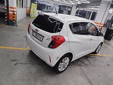 sparc: Chevrolet Spark: 2016 г., 1 л, Вариатор, Бензин, Хэтчбэк — 4