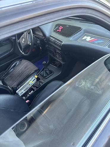 машинка бмв: BMW 525: 1992 г., 2.5 л, Механика, Бензин, Седан — 7