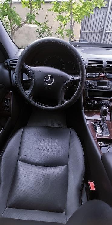 Продажа авто: Mercedes-Benz C-Class: 2003 г., 2.6 л, Автомат, Бензин, Универсал — 8
