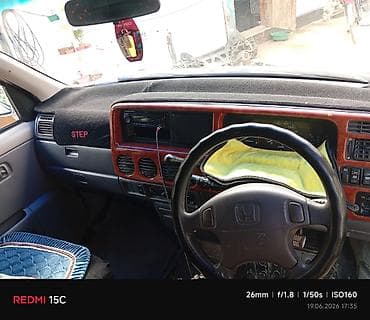 водный катер: Honda Stepwgn: 1996 г., 2 л, Автомат, Бензин, Минивэн — 5