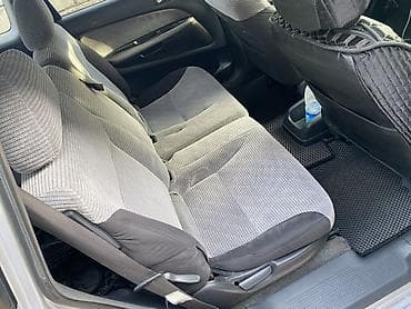 Honda Stream: 2002 г., 2 л, Автомат, Бензин, Минивэн — 6