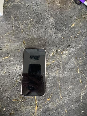IPhone 13, 6.1" - Цвет: розовый) - Экран Super Retina XDR OLED 6.1" — 2
