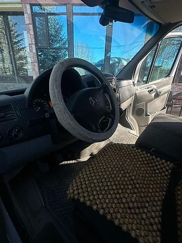 шевроле груз: Легкий грузовик, Mercedes-Benz — 10