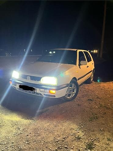 Volkswagen: Volkswagen Golf: 1992 г., 1.8 л, Механика, Бензин, Хэтчбэк — 2