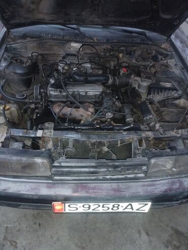 mazda мышь: Mazda 626: 1988 г., Механика, Бензин, Седан — 3