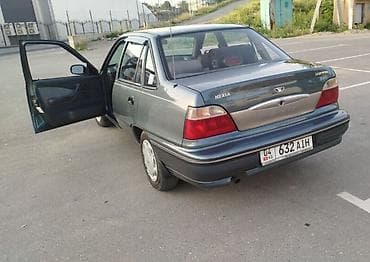Daewoo Nexia: 2002 г., 1.6 л, Механика, Бензин, Седан — 1