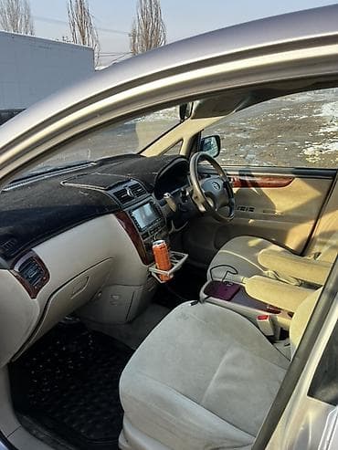 крыло легаси б4: Toyota Ipsum: 2003 г., 2.4 л, Автомат, Бензин, Минивэн — 2