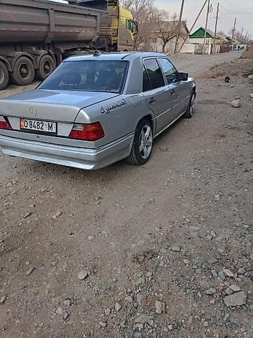 mazda demio 2005: Mercedes-Benz W124: 1989 г., 2.3 л, Механика, Газ, Седан — 6