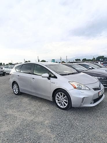 Toyota Prius V: 2013 г., 1.8 л, Вариатор, Гибрид, Универсал lalafo.kg да Toyota Prius V: 2013 г., 1.8 л, Вариатор, Гибрид, Универсал