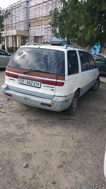 geely coolray 2025: Mitsubishi Space Wagon: 1993 г., 2 л, Механика, Бензин, Универсал — 4