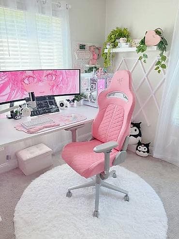 геймерское: Игровое кресло, Б/у, С колесиками, цвет - Розовый, Экокожа — 1