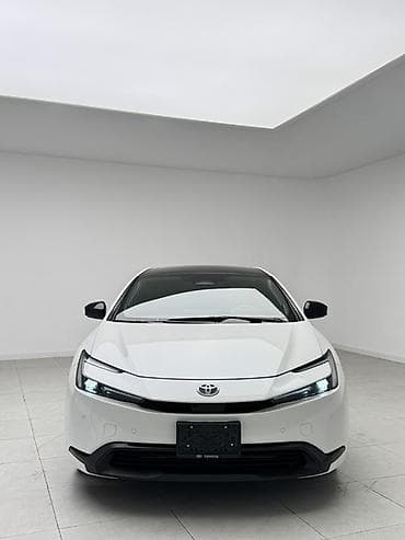 360: Toyota Prius: 2023 г., 2 л, Вариатор, Гибрид, Лифтбек — 2