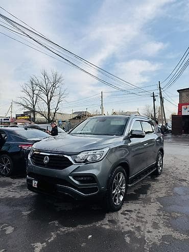 машина ли: Ssangyong Rexton: 2018 г., Автомат, Внедорожник — 1
